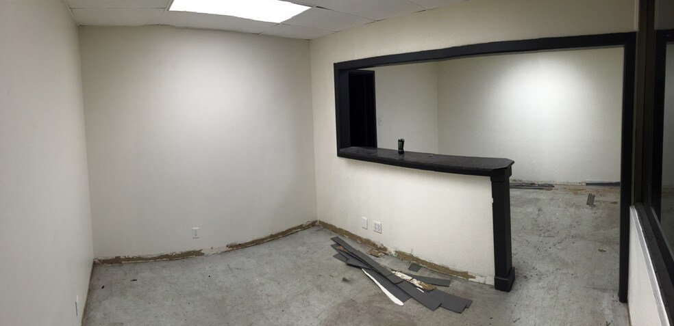 More Photos Of 7505 Jurupa Ave, Riverside Light Manufacturing For Lease
