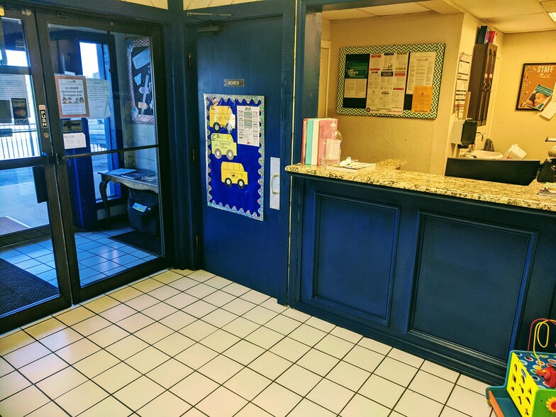 More Photos Of 1804 NW 52nd St, Lawton Specialty For Sale