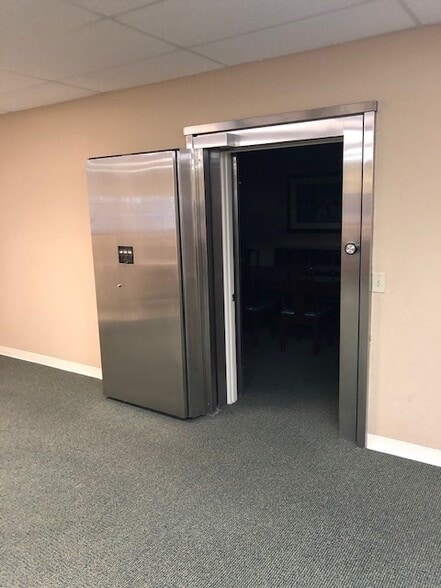 More Photos Of 4524 Gun Club Rd, West Palm Beach Office For Lease