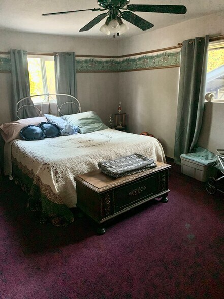 More Photos Of 62271 CA-299, Cedarville Hotel For Sale