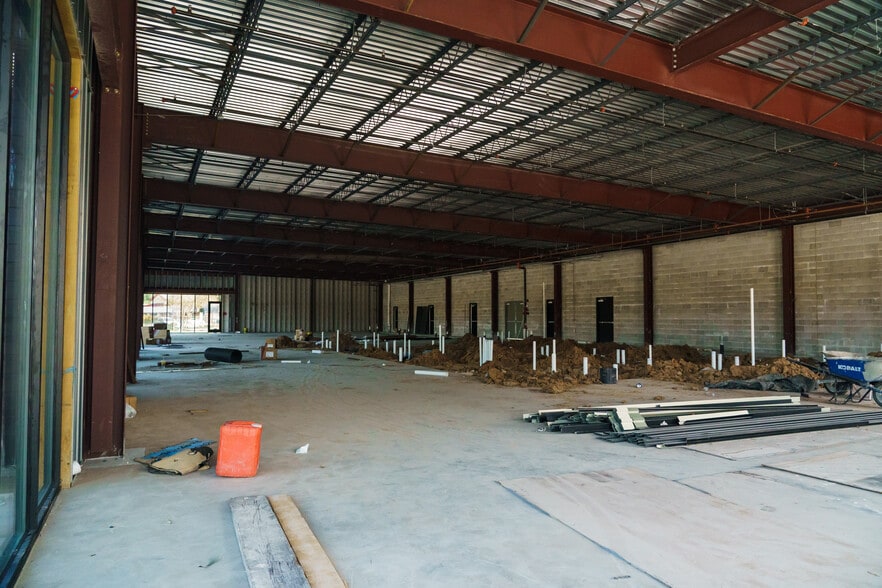 More Photos Of 2903 S Main St, Stafford Storefront For Lease