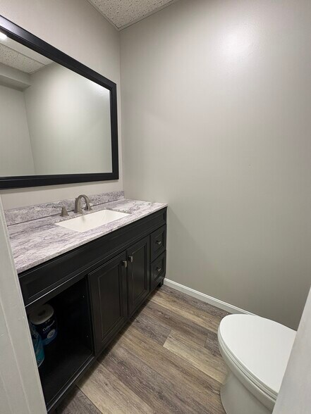 More Photos Of 4466 Darrow Rd, Stow Office For Sale