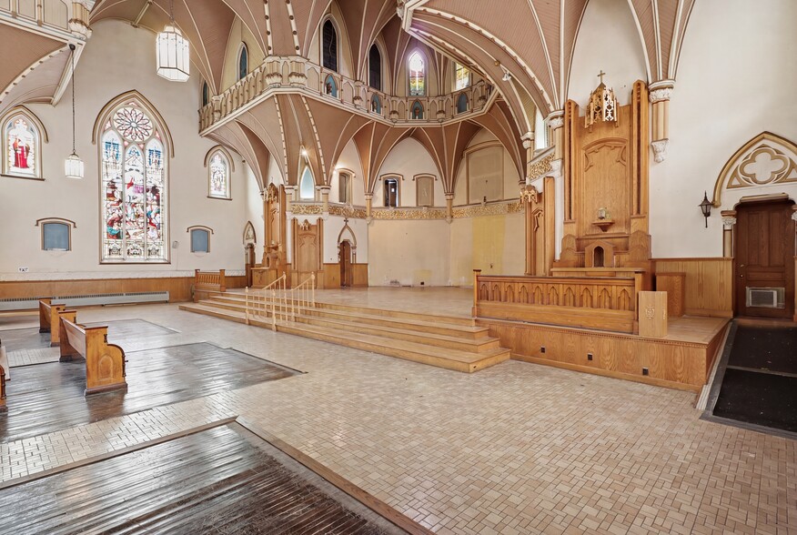 More Photos Of 193 Elk St, Buffalo Religious Facility For Sale