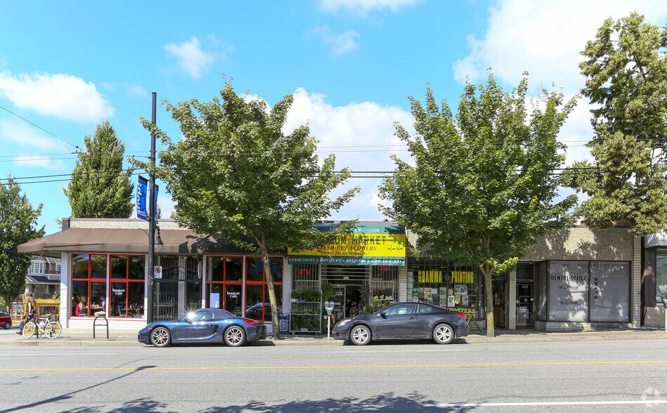 More Photos Of 2085 Commercial Dr, Vancouver Storefront Retail Office For Sale
