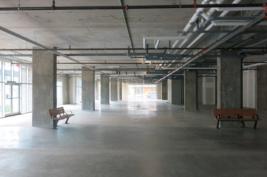 More Photos Of 9505 105th Ave NW, Edmonton Apartments For Lease