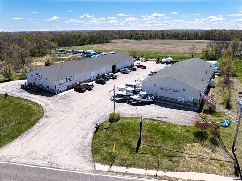 Primary Photo Of 5750 N Ridge Rd, Madison Light Manufacturing For Sale