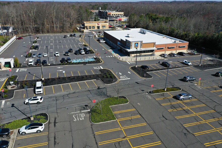 More Photos Of 18 Highway 9, Morganville Unknown For Lease