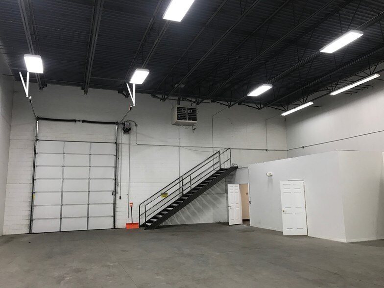More Photos Of 25 N 400 W, North Salt Lake Warehouse For Lease