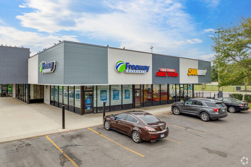 More Photos Of 800 N Kedzie Ave, Chicago Unknown For Lease