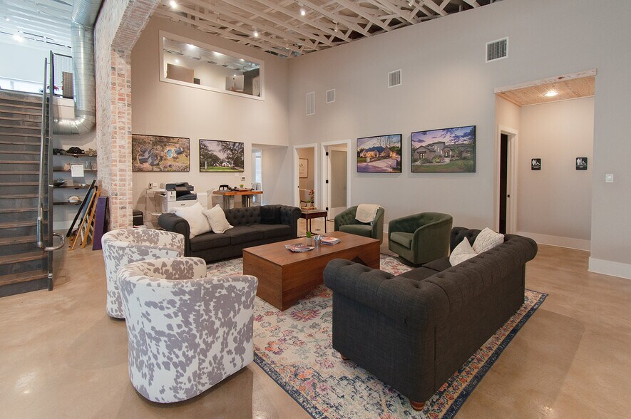 More Photos Of 1645 Greens Prairie Rd W, College Station Office For Sale