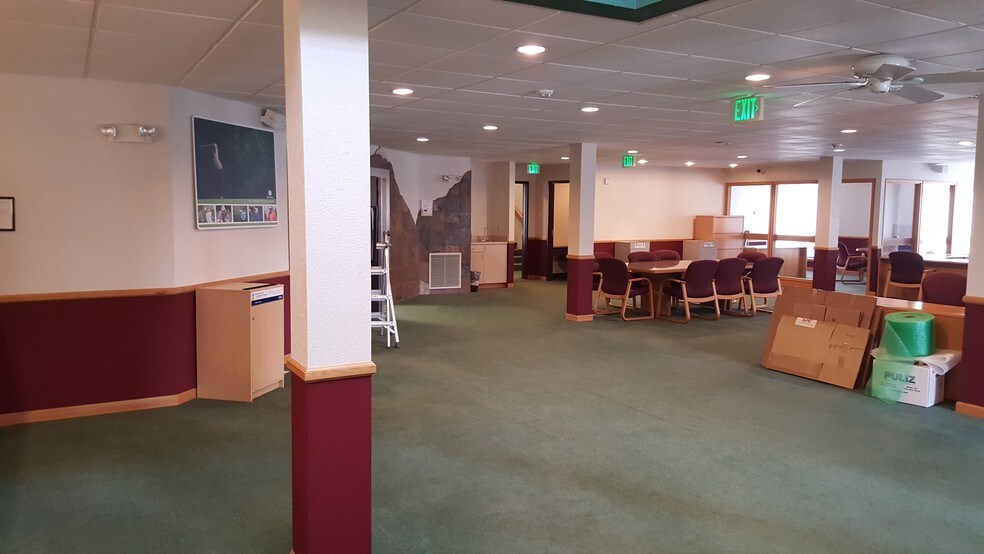 More Photos Of 9125 Commerce Center Cir, Highlands Ranch Office For Sale