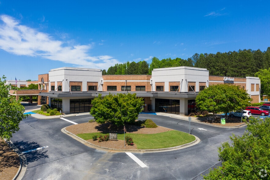 More Photos Of 101 Yorktown Dr, Fayetteville Medical For Lease
