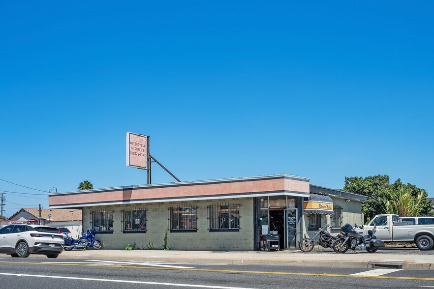More Photos Of 16616-16622 S Normandie Ave, Gardena General Retail For Sale
