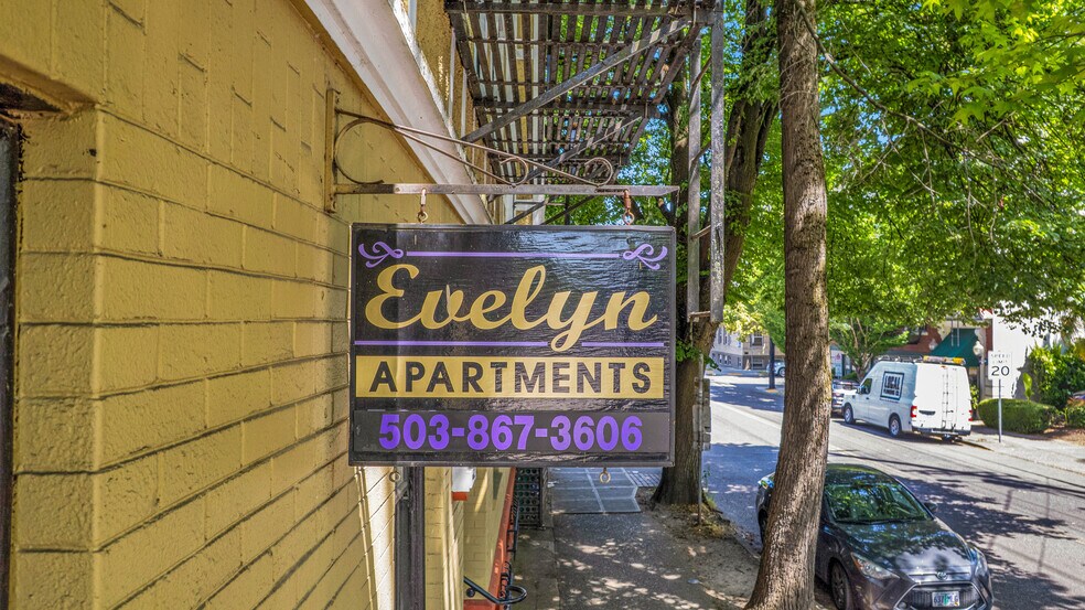 More Photos Of 1215 NW 21st Ave, Portland Apartments For Sale