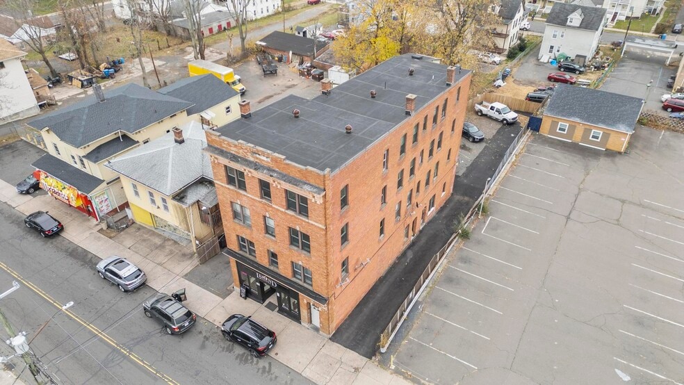 More Photos Of 123-125 North St, New Britain Apartments For Sale