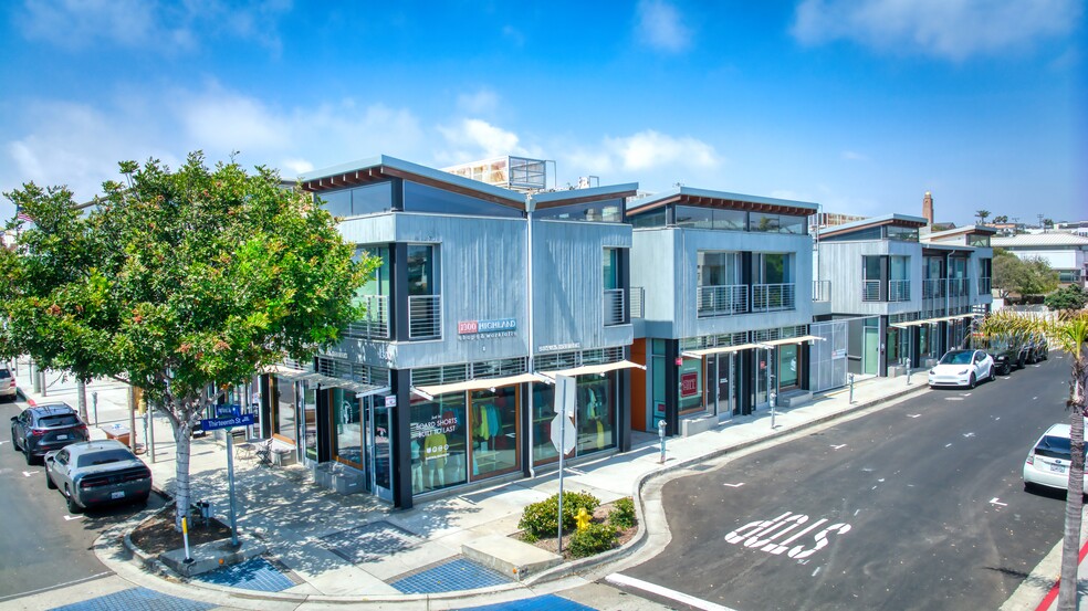 Primary Photo Of 1300 Highland Ave, Manhattan Beach General Retail For Sale