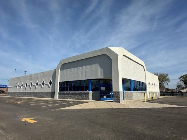 Primary Photo Of 634 N Bardstown Rd, Mount Washington General Retail For Sale