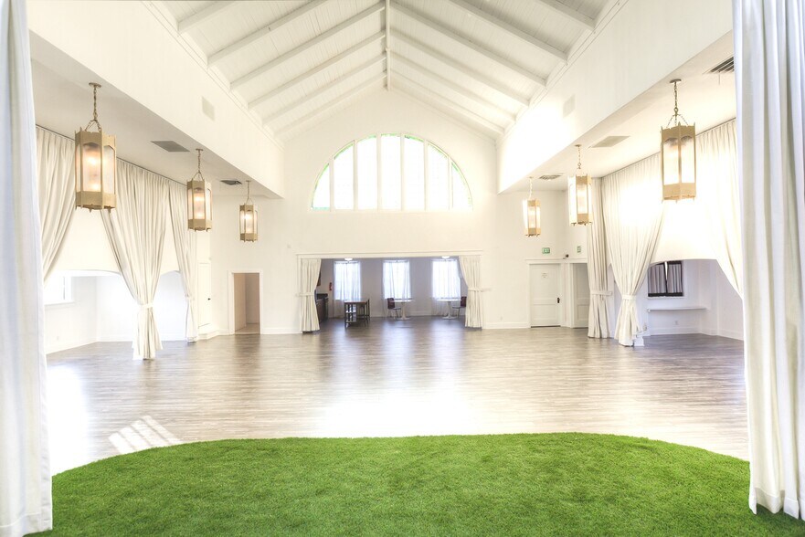 More Photos Of 4908 York Blvd, Los Angeles Lodge Meeting Hall For Lease