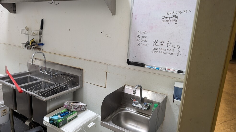 More Photos Of 460 N Switzer Canyon Dr, Flagstaff Storefront Retail Office For Sale