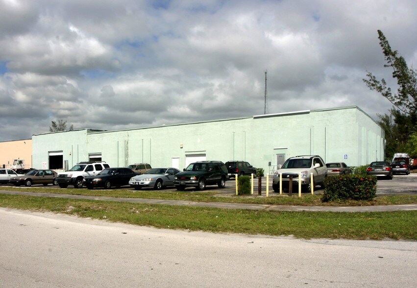 More Photos Of 210 Newman Rd, Lake Park Warehouse For Sale