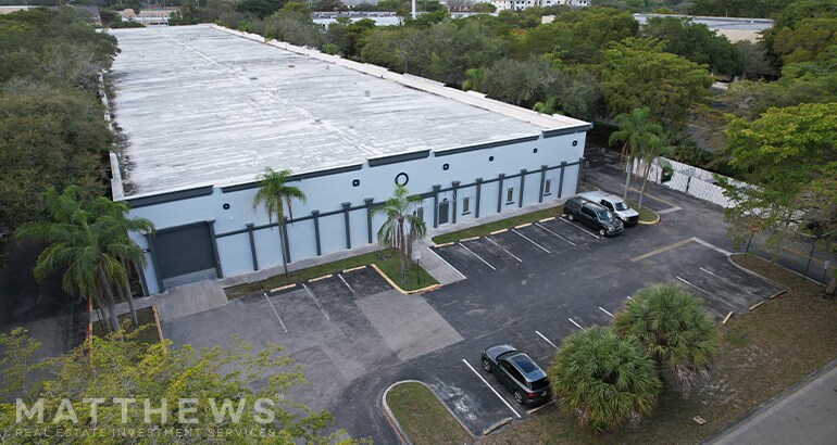 More Photos Of 6851 W Sunrise Blvd, Plantation Light Manufacturing For Sale