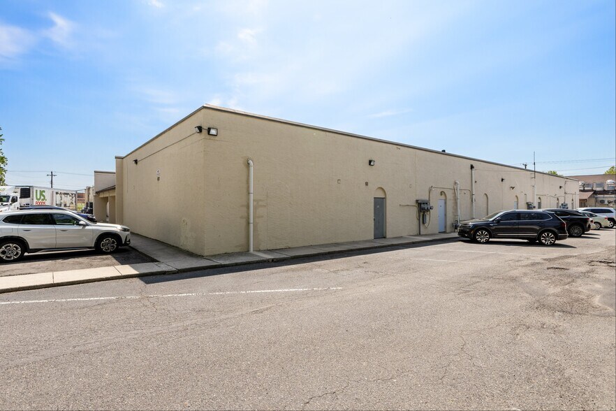 More Photos Of 2630 E Chestnut Ave, Vineland Medical For Sale