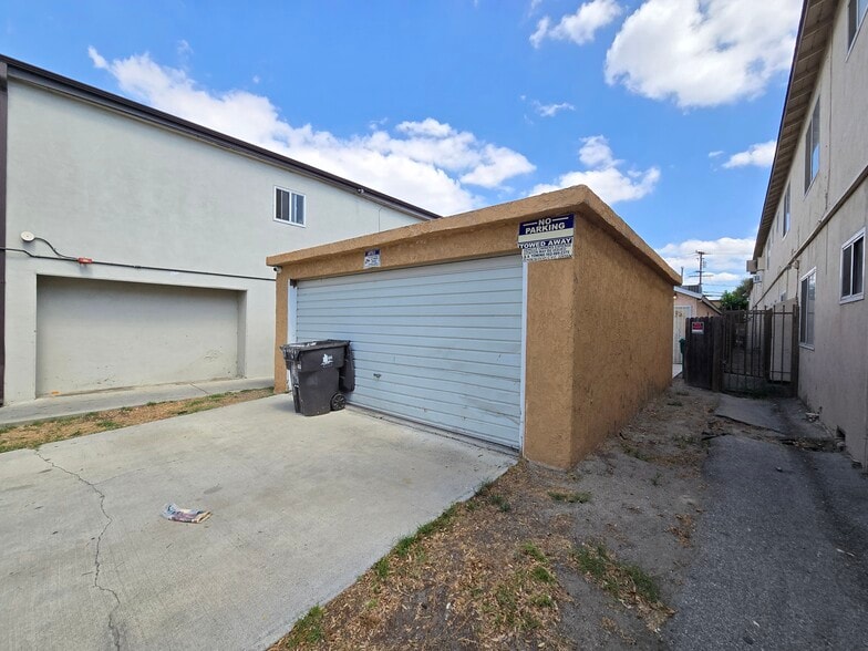 More Photos Of 6165 Linden Ave, Long Beach Assisted Living For Sale