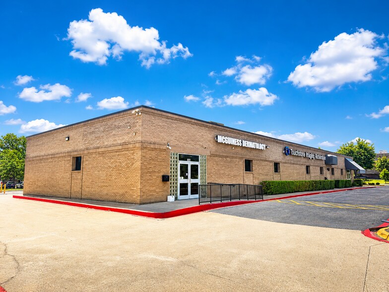 Primary Photo Of 1910-1920 N Collins Blvd, Richardson Medical For Lease
