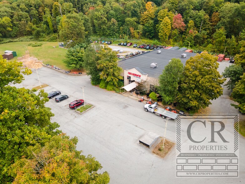 More Photos Of 1680 Route 9G, Hyde Park Freestanding For Sale