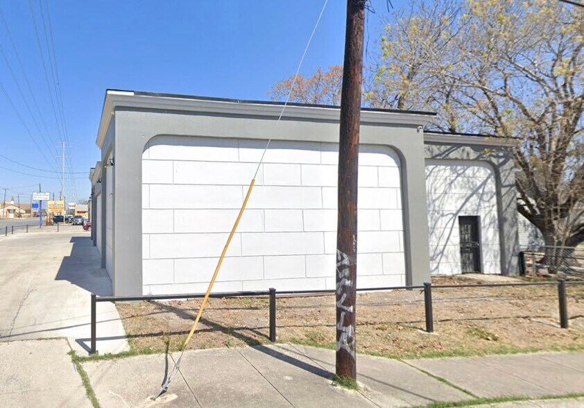More Photos Of 3012 Pleasanton Rd, San Antonio Storefront For Sale
