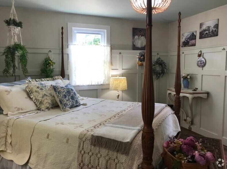 More Photos Of 172 Aldebaran Rd, Mathews Apartments For Sale