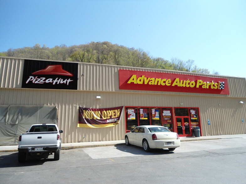 More Photos Of 715-1021 Virginia Ave, Welch General Retail For Lease