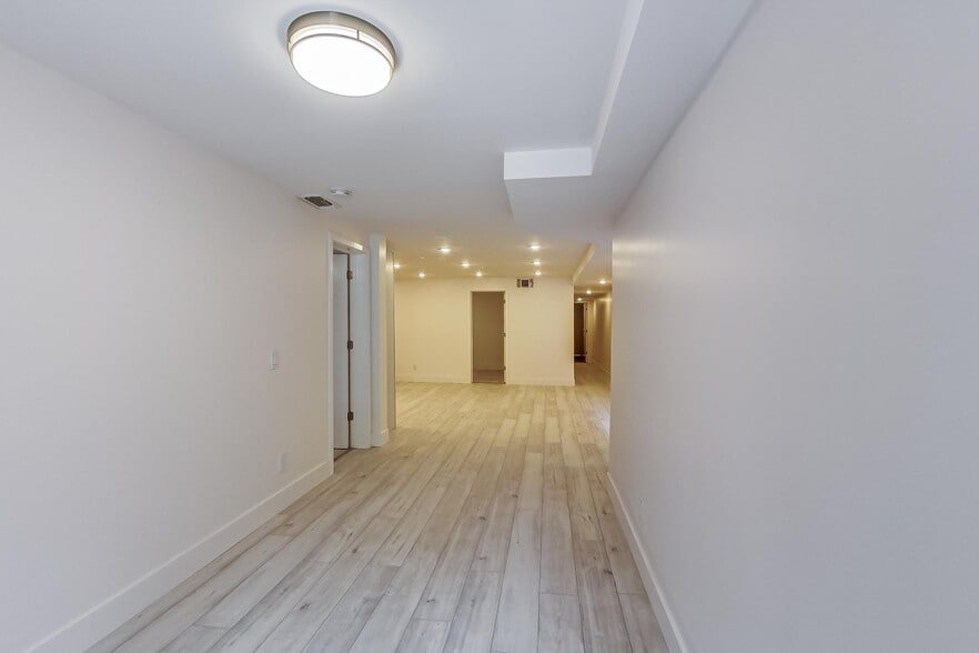 More Photos Of 751 Capp st, San Francisco Apartments For Sale