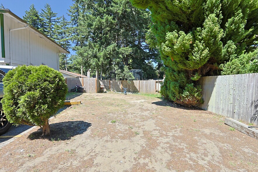 More Photos Of 2153 10th St, Florence Apartments For Sale