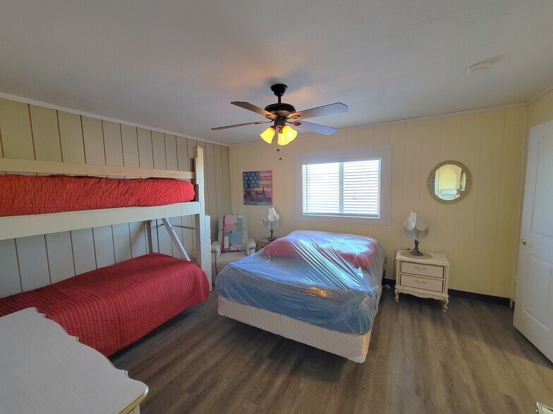 More Photos Of 7526 County Road 50, Center Hospitality For Sale