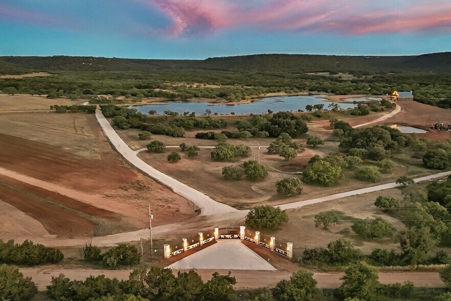 More Photos Of 635 County Road 184, Winters Lodge Meeting Hall For Sale