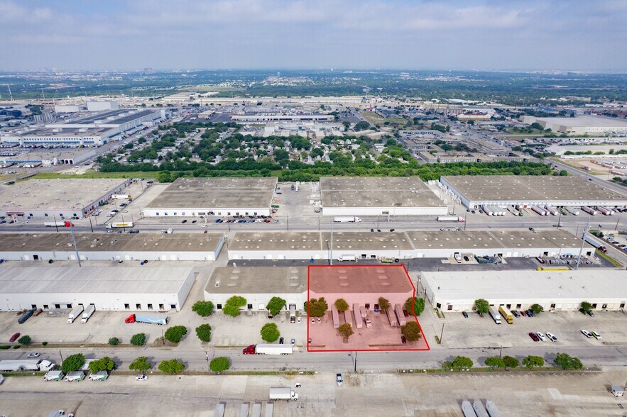 More Photos Of 5813 Distribution, San Antonio Warehouse For Lease