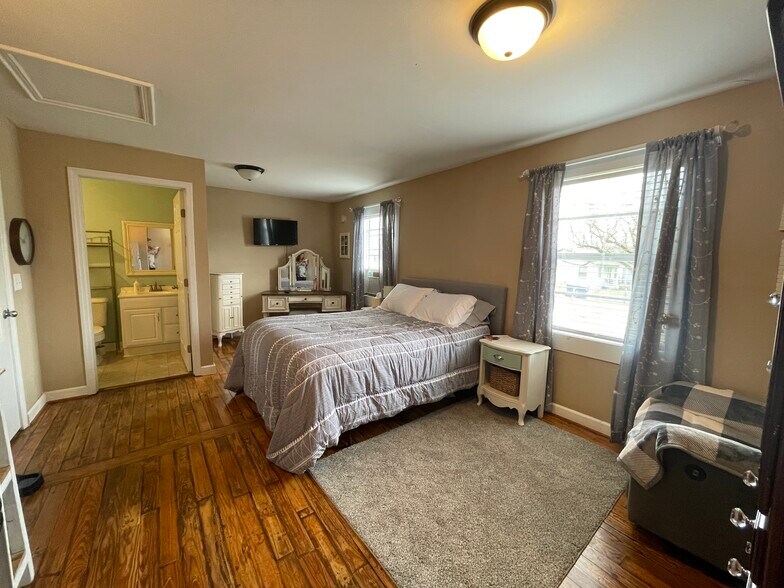 More Photos Of 10599 Highway 119, Alabaster Office Residential For Sale