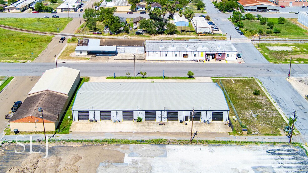 More Photos Of 211 W Jefferson St, Harlingen Warehouse For Sale