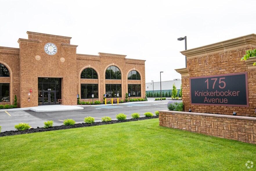 More Photos Of 175 Knickerbocker Ave, Bohemia Manufacturing For Lease