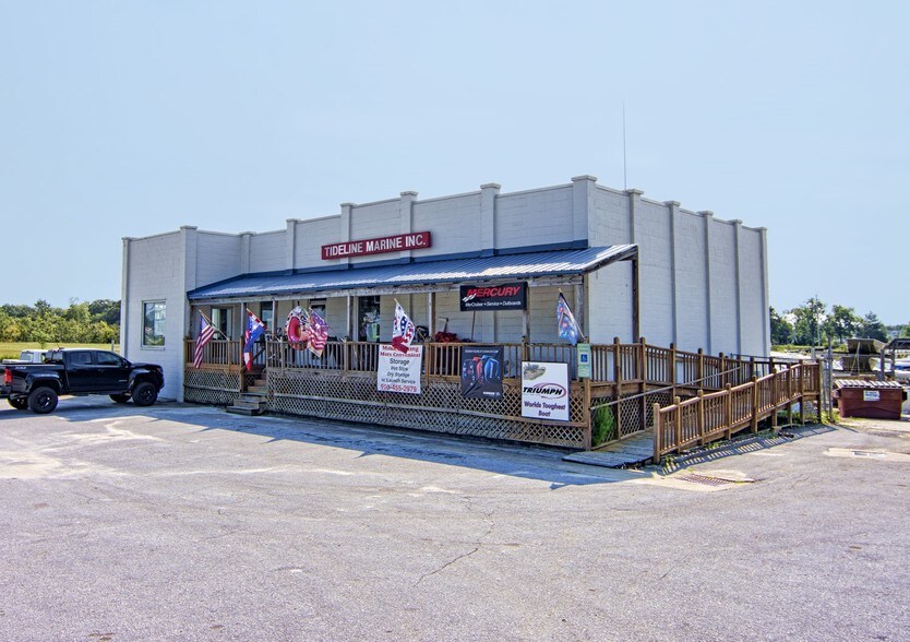 Primary Photo Of 159 Old Bridge St, Jacksonville Marina For Sale