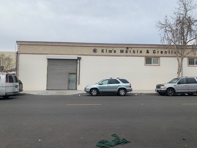 Primary Photo Of 523 W Garfield Ave, Glendale Warehouse For Lease