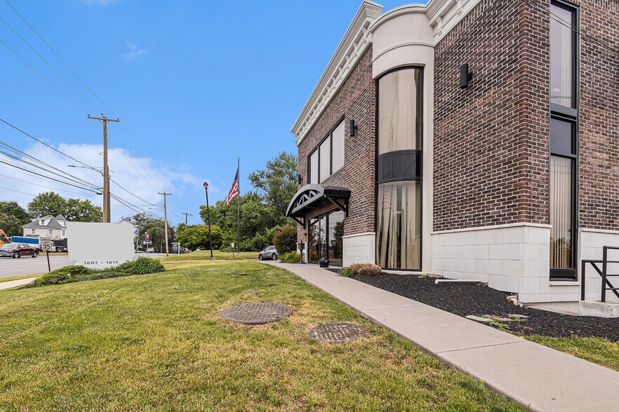 More Photos Of , Conshohocken Office For Sale