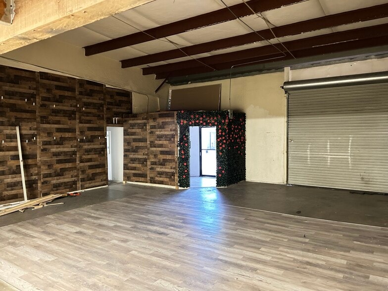 More Photos Of 1011 Commerce Dr, Prescott Warehouse For Lease