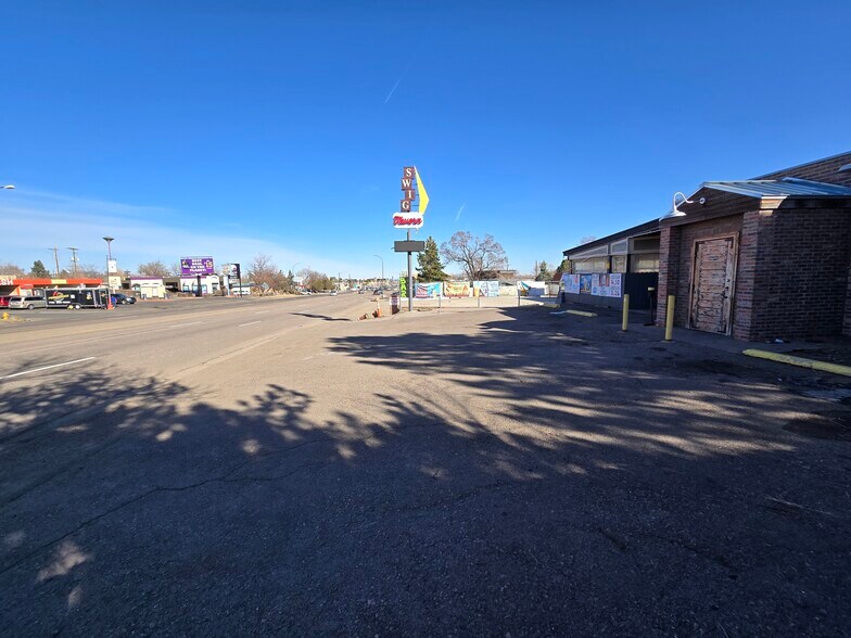 More Photos Of 11810 W Colfax Ave, Lakewood Restaurant For Sale