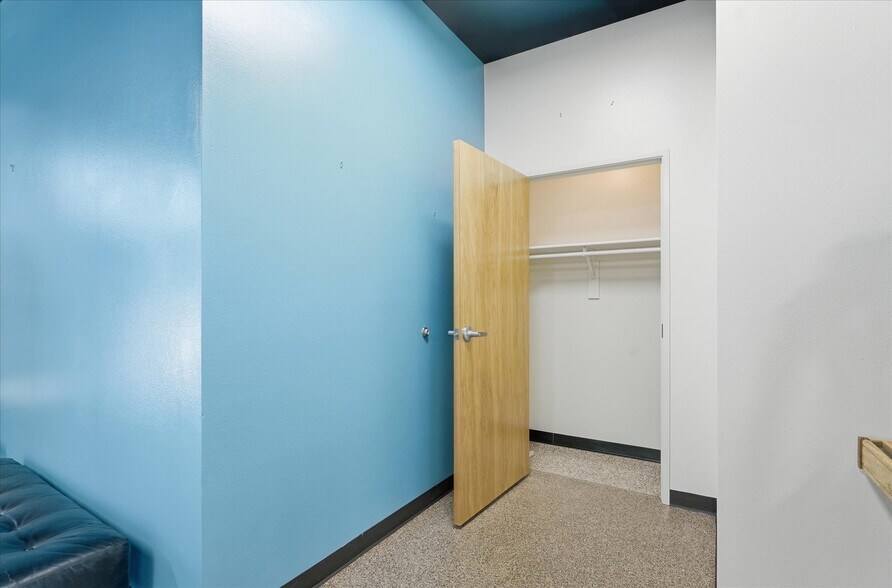 More Photos Of 11786 Shaffer Pl, Littleton Industrial For Sale