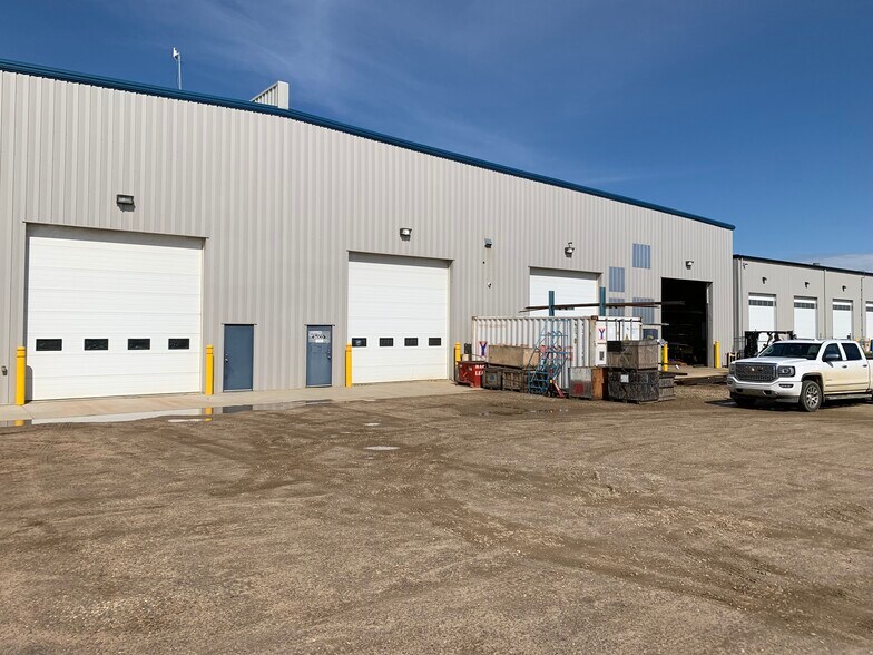More Photos Of 6905 39th St, Leduc Manufacturing For Sale