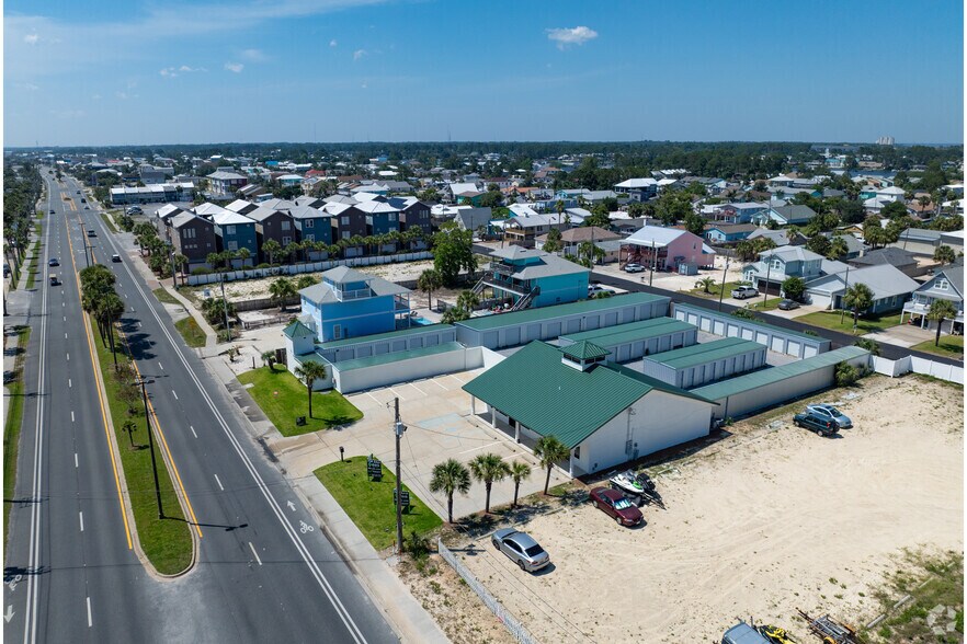 More Photos Of 6126 Thomas Dr, Panama City Self Storage For Sale
