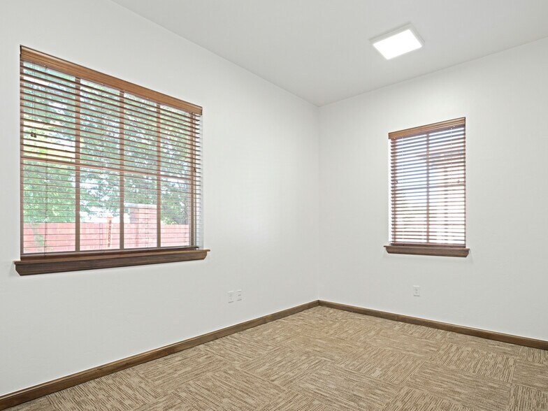 More Photos Of 1111 Magnolia Ct, Moore Unknown For Lease