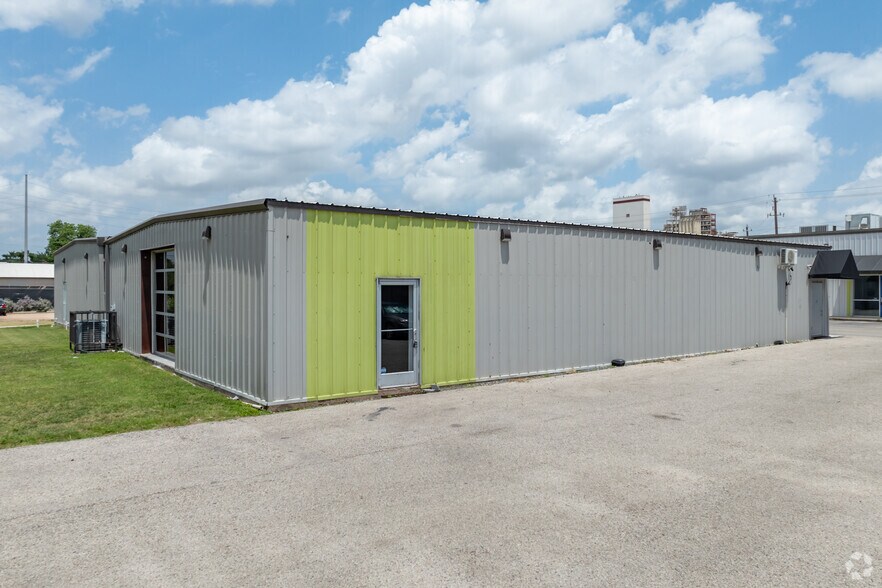 More Photos Of 3420 Rusk St, Houston Loft Creative Space For Sale